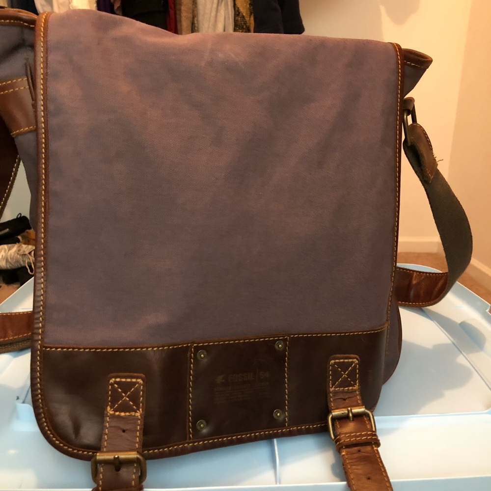 Fossil 54 XL messenger bag